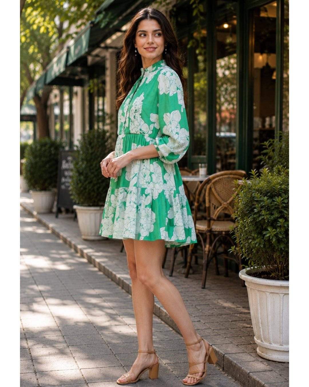 Emerald Daisy Viscose Floral Dress - Full Sleeve Above Knee